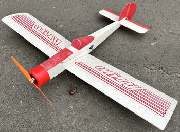 Samolot piankowy Argo ARF (980mm)