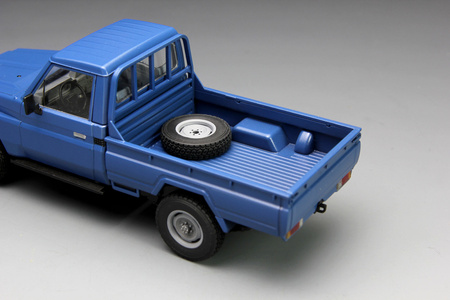 PICK UP 1:35 | VS-004 MENG