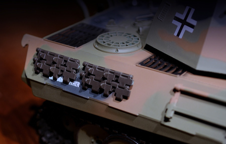 Czołg Zdalnie Sterowany German Panther 1:16 RTR 2,4Ghz Model RC | 3819-1B HENG LONG