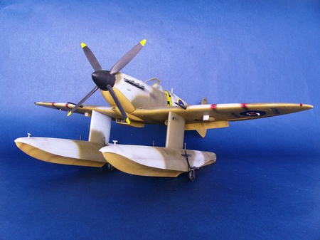 Supermarine Spitfire MK.Vb Float Plane 1:24 | 02404 TRUMPETER