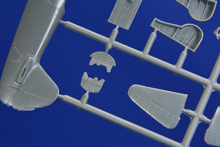 Yak-11 / C-11 "Moose" 1:72 | 92229 RS MODELS