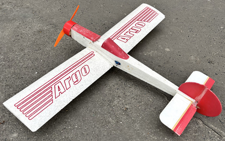 Samolot piankowy Argo ARF (980mm)