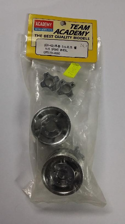 Felgi chromowane 1:12 2szt. | Academy EX-42