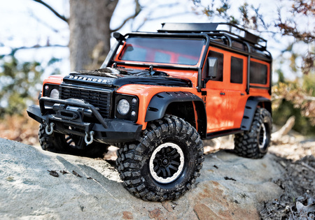 Karoseria 1:10 TRX-4 Land Rover Defender (pomarańczowa) | 8011A TRAXXAS
