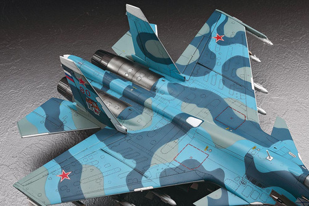 Su-33 Flanker D 1:72 | E35-01565 HASEGAWA