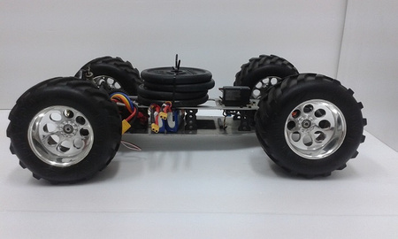 Specjalistyczna platforma jeżdżąca RC (1:5)