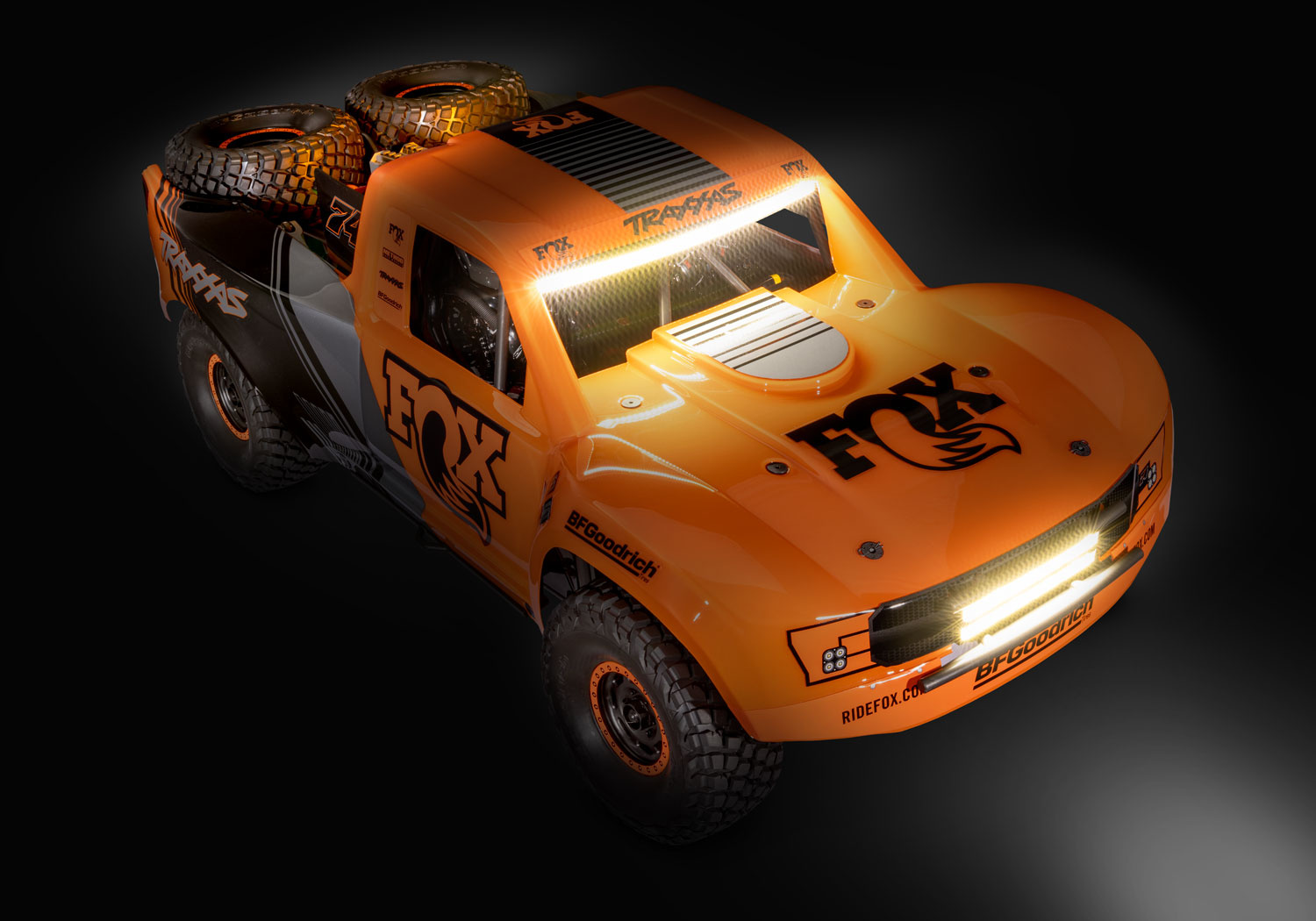 Traxxas Unlimited Desert Racer UDR 1/7 6S 4x4 4WD LED Zielony Samochód Zdalnie Sterowany Model RC | 85086-4-RGD1 pol_pl_Traxxas-Unlimited-Desert-Racer-UDR-1-7-6S-4x4-4WD-LED-Zielony-Samochod-Zdalnie-Sterowany-Model-RC-85086-4-RGD1-1016339_51
