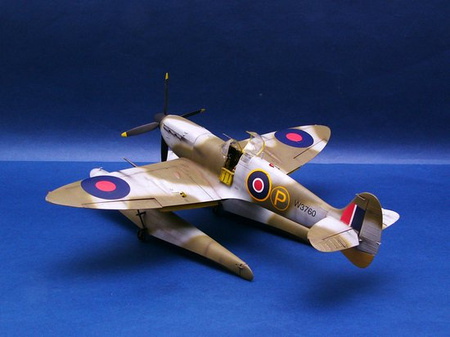 Supermarine Spitfire MK.Vb Float Plane 1:24 | 02404 TRUMPETER