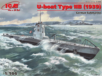 U-Boat Type IIB (1939) German Submarine 1:144 | S009 ICM