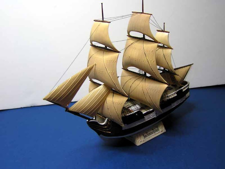 USS Bon Homme Richard 1:500 | D-165 MISTERCRAFT