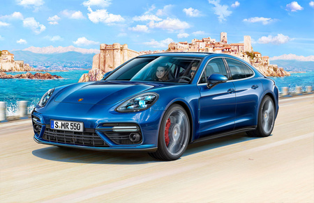 Porsche Panamera Turbo (model set) 1:24 | 67034 REVELL
