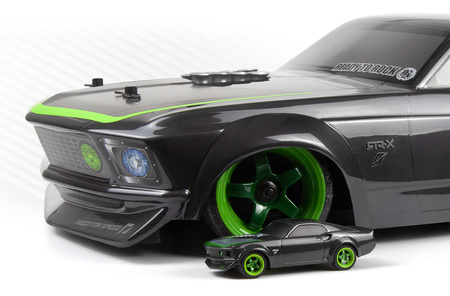 1969 Ford Mustang RTR-X Nano TTR Table Top Racer 1/64 Samochód Zdalnie Sterowany Model RC | 160980 HPI RACING