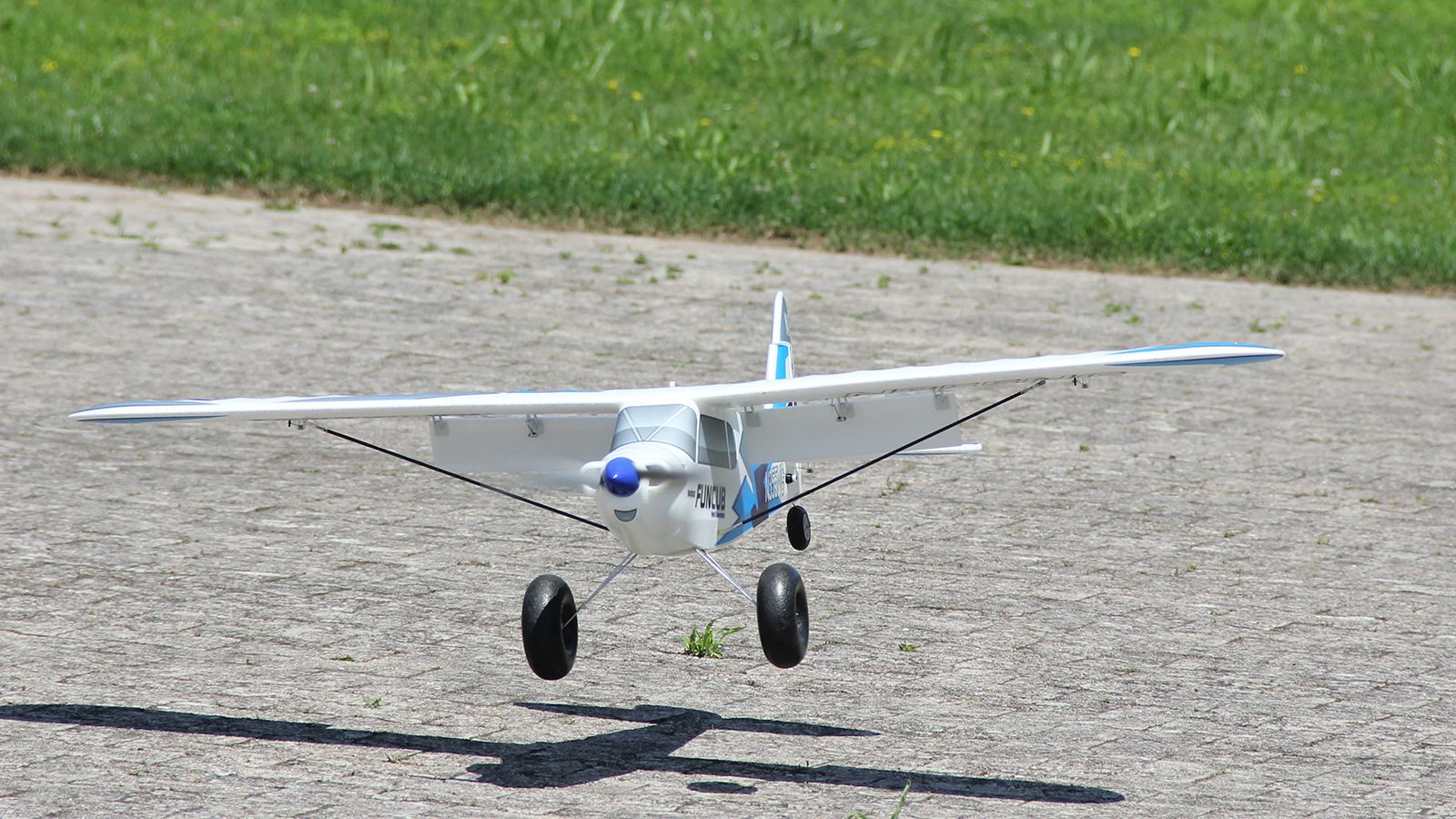 Samolot Multiplex FunCub NG 1410mm Niebieski KIT | 1-03037 MULTIPLEX pol_pl_Samolot-Multiplex-FunCub-NG-1410mm-Niebieski-KIT-1-03037-MULTIPLEX-1016653_4