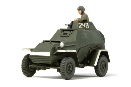 Soviet Armored Car BA-64B 1:48 | Tamiya 32576