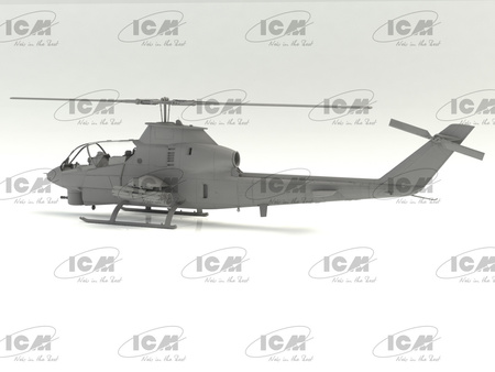 AH-1G Cobra (early production) 1:32 | 32060 ICM