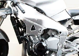 Yamaha YZF-R1 Taira Racing 1:12 | Tamiya 14074