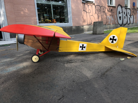 Fokker model spalinowy (2550mm)