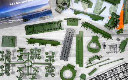 QUICKBUILD 1:35 Sherman Firefly Czołg z Klocków | J6042 AIRFIX
