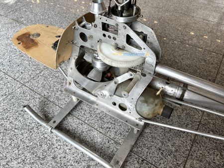 Helikopter spalinowy bez łopat (1470mm)