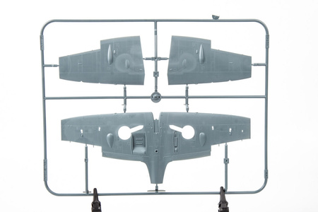 Spitfire Mk.Vb mid 1:48 | 84186 EDUARD