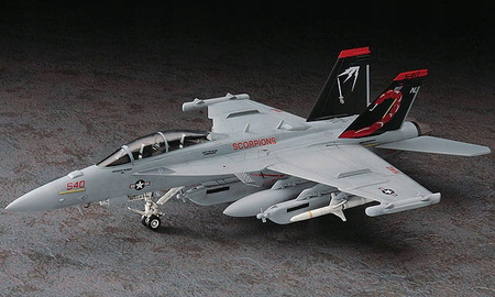 EA-18G Growler (U.S. Navy Carrier-Borne ECM Aircraft) 1:72 | E38-01568 HASEGAWA