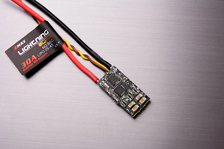 Regulator silnika bezszczotkowego 30A 2-4S bez BEC | EMAX