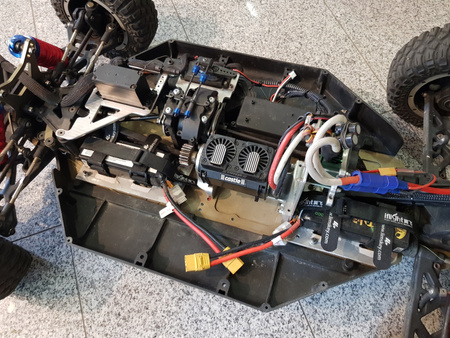 Elektryczny Losi 5ive-T 2.0 Castle Mamba XL2