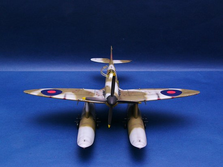 Supermarine Spitfire MK.Vb Float Plane 1:24 | 02404 TRUMPETER