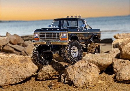 TRX-4M 1979 Ford F-150 1:18 (czarny) | 97044-1B TRAXXAS