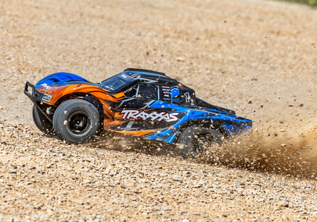 Traxxas Slash 4X4 Brushless Bezszczotkowy 1:10 2,4GHz Czerwony Samochód Zdalnie Sterowany Model RC | 68454-4