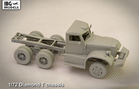Diamond T 968 Cargo Truck 1:72 | 72019 IBG