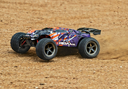 Traxxas E-Revo VXL TSM Bezszczotkowy 1/16 Purpurowy Model Zdalnie Sterowany | 71076-8-PRPL