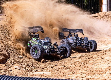 Traxxas Jato 4x4 BL-2S 1/8 Samochód Zdalnie Sterowany Niebieski | 90154-4-BLUE