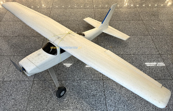 Samolot piankowy ARF (1630mm)