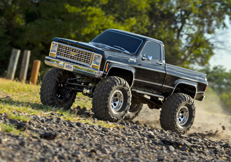 TRX-4 CHEVROLET K10 High Trail Edition 1/10 Czarny | 92056-4-BLK TRAXXAS