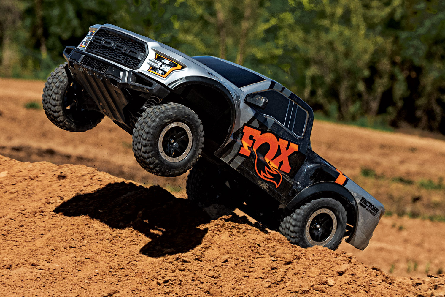 Traxxas Ford F-150 Raptor 2WD BL-2S 1/10 Samochód RC Model Zdalnie Sterowany | 58394-4-FOX pol_pl_Traxxas-Ford-F-150-Raptor-2WD-BL-2S-1-10-Samochod-RC-Model-Zdalnie-Sterowany-58394-4-FOX-1016521_14