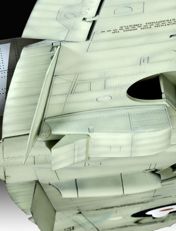 Supermarine Spitfire Mk.IIa 1:32 | 03986 REVELL