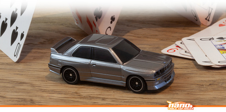 BMW M3 Ravaglia 1989 RTR-X Nano TTR Table Top Racer 1:64 Samochód Zdalnie Sterowany Model RC Srebrny | 160991 HPI RACING