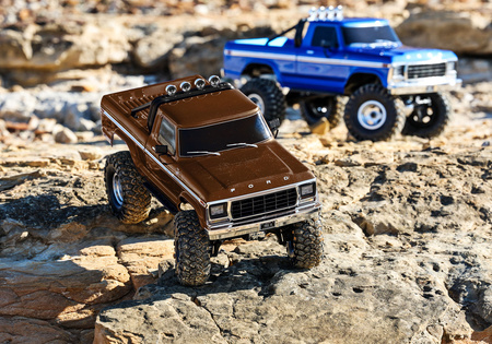 Traxxas TRX-4 Ford F-150 High Trail Edition 4X4 1:10 Niebieski Samochód Zdalnie Sterowany Model RC | 92046-4-BLUE