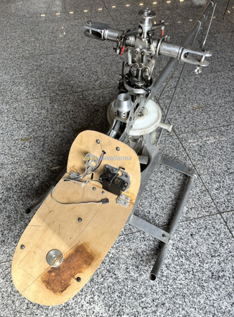 Helikopter spalinowy bez łopat (1470mm)