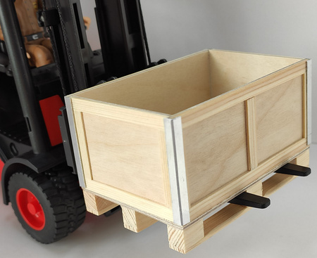 Skrzynia sklejkowa na palecie (1:14) - biała | ETB018 TINY LOGISTICS