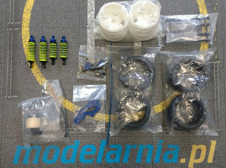 Podwozie z silnikiem spalinowym 3,5ccm Audi TT Carson 2wd 1:8