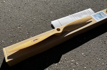 Śmigło drewniane 12x8 | FIALA