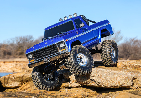 Traxxas TRX-4 Ford F-150 High Trail Edition 4X4 1:10 Niebieski Samochód Zdalnie Sterowany Model RC | 92046-4-BLUE