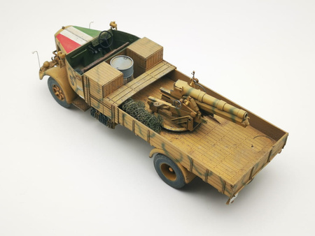 3Ro Italian Truck with 100/17 100mm Howitzer 1:72 | 72098 IBG