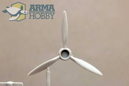 Yakovlev Yak-1B 1:72 | 70027 ARMA HOBBY