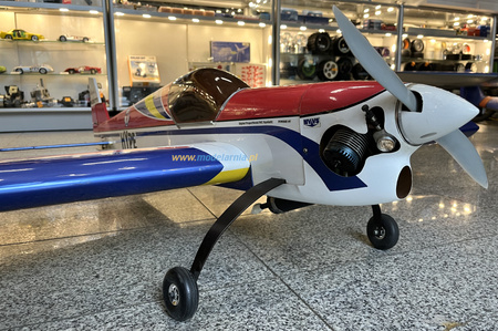 Weston UK Hype 3D model spalinowy (1500mm)