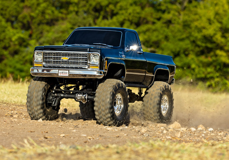 TRX-4 CHEVROLET K10 High Trail Edition 1/10 Czarny | 92056-4-BLK TRAXXAS