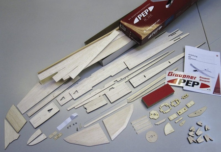 PEP - motoszybowiec z balsy (1000mm) (KIT) | 4318 GRAUPNER