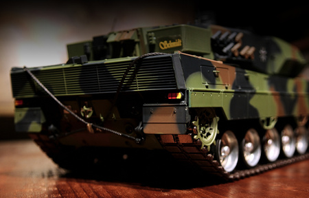 Czołg Zdalnie Sterowany German Leopard II A6 1:16 RTR 2,4Ghz Model RC | 3889-1B HENG LONG
